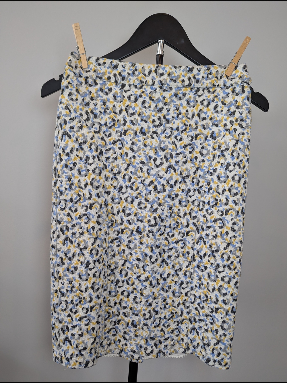ANTHROPOLOGIE Maeve Women Size XS Leopard Print Pencil Skirt High Waist Jacquard